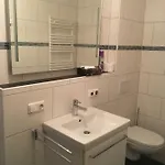 Anton's Souterrain-wohnung